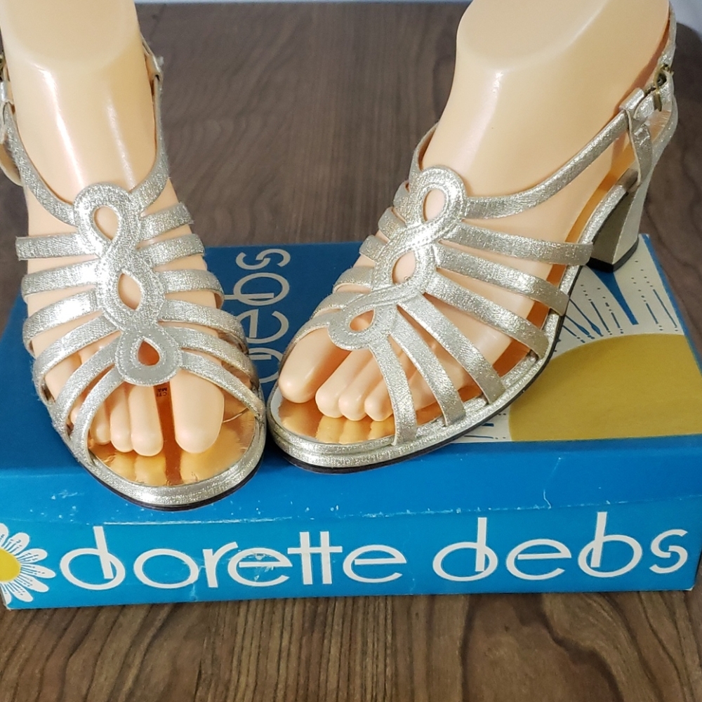 Dorette dens heels